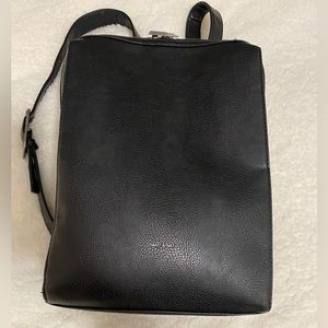 Matt & Nat Kowloon Dwell Backpack